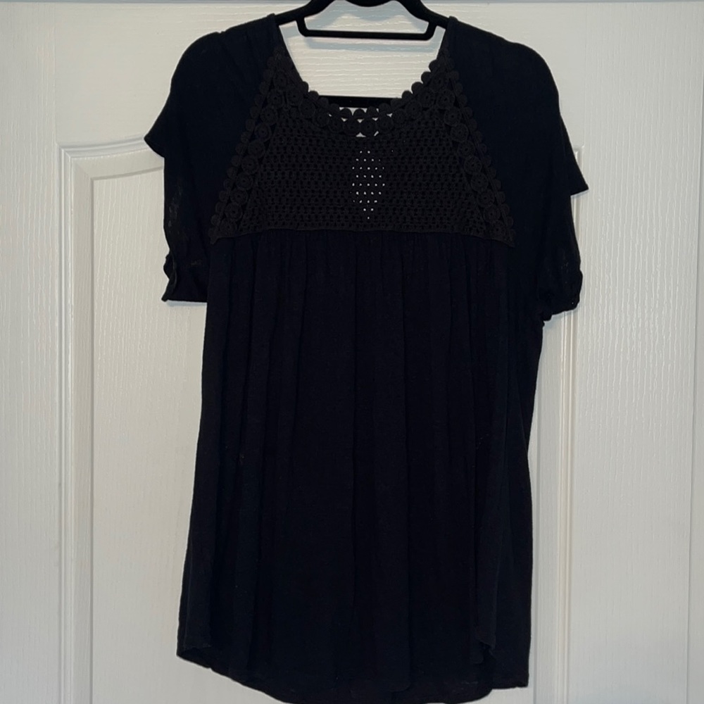 LOFT Black T-shirt